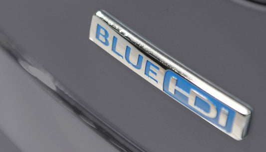 Peugeot Citroen blueHDI GSR silicone intake kit installed in the engine bay